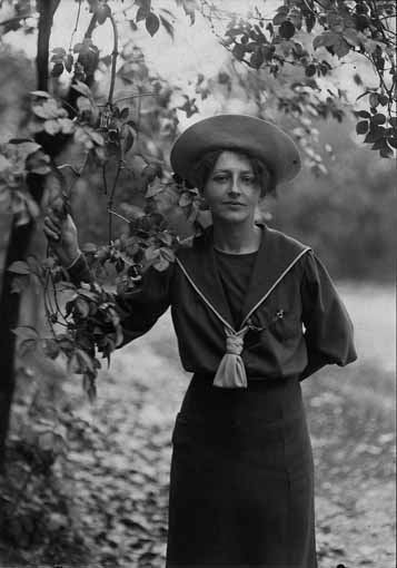 Die Schriftstellerin Franziska zu Reventlow, Fotografie, 1905